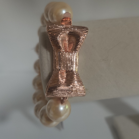 Kate Spade Pearl Bracelet with Rose Gold Bow - Picture 5 of 5